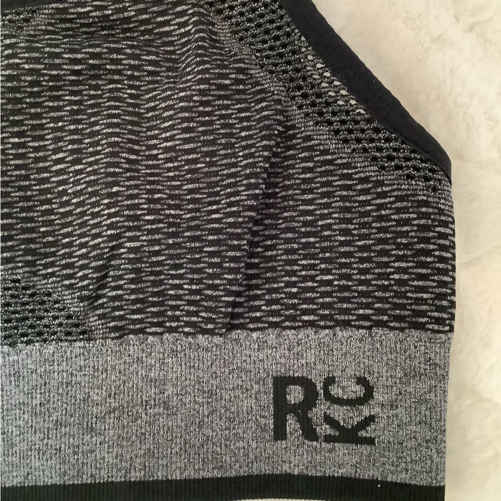 RKC /Reaction Kenneth Cole sport bra - Picture 3 of 4